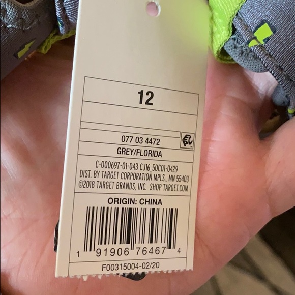 Cat and jack velcro Sandals - Picture 4 of 4